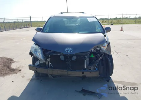 2013 Toyota Sienna Xle V6 8 Passenger from USA, damaged, VIN 5TDYK3DC2DS356018